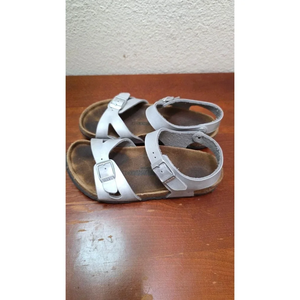 Birkenstock‎ Girls Silver Open-Toe Sandals Adjustable Straps Size 33